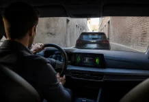 Când senzorii de parcare față-spate te mint și ce erori îi fac să greșească Când senzorii de parcare față-spate te mint și ce erori îi fac să greșească